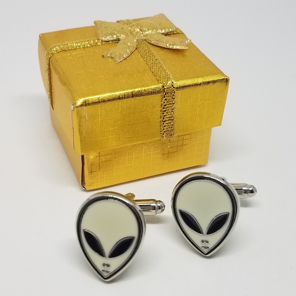 None Other - 👾 Alien Cuff Links